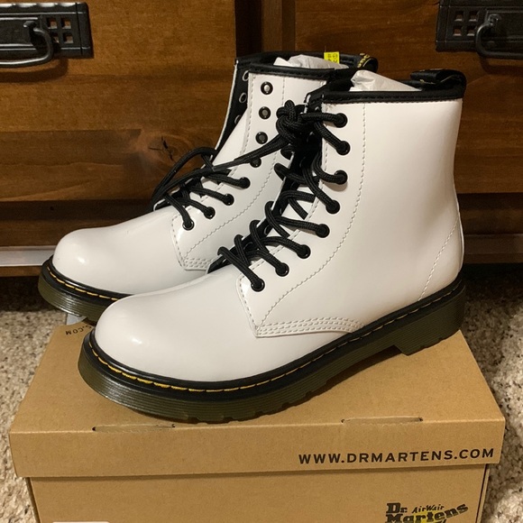 Dr. Martens Shoes - Dr. Martens 1460 white patent lamper boots
